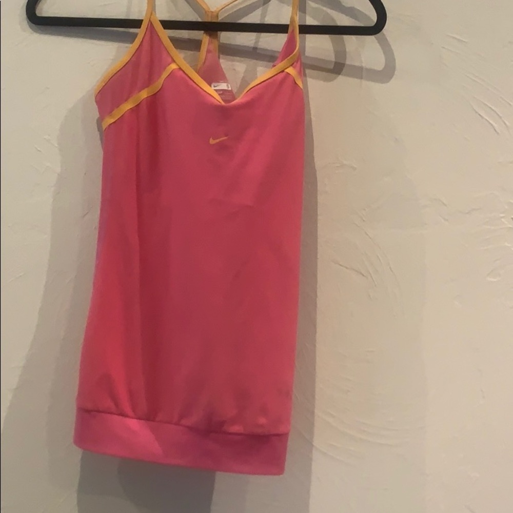 Nike tank